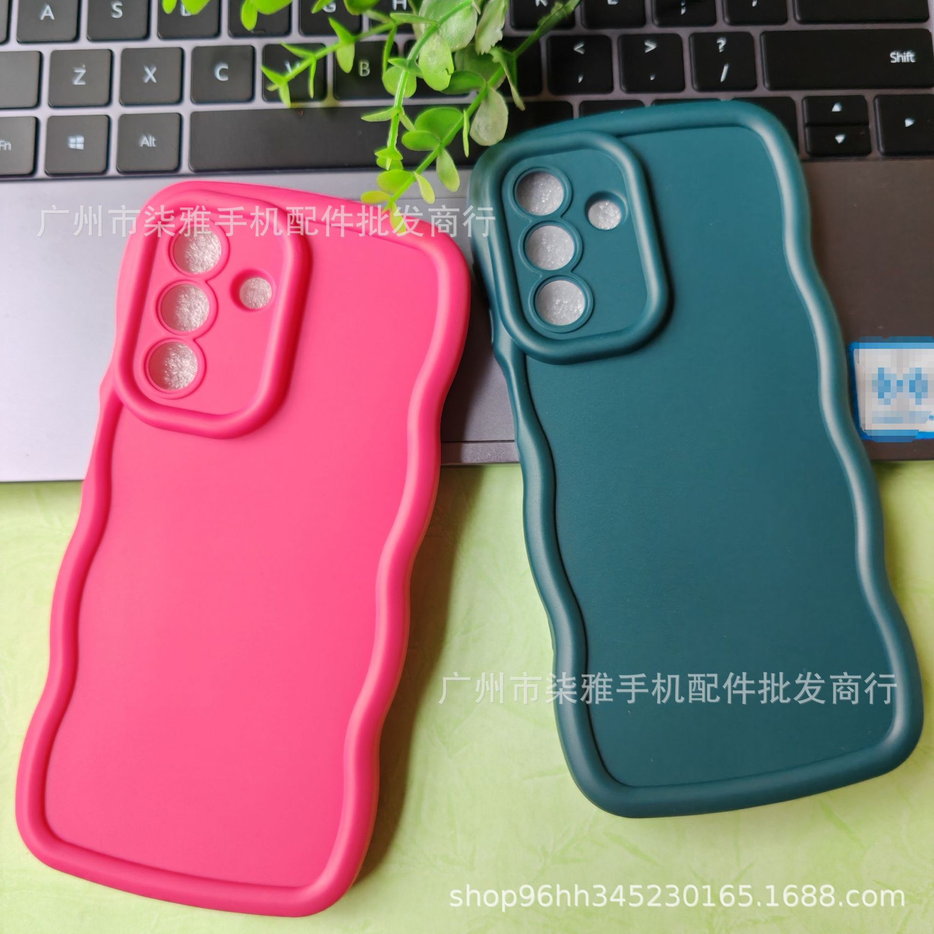 适用SAM A72 5G马卡龙大波浪TPU素材裸壳磨砂精孔防摔手机保护套