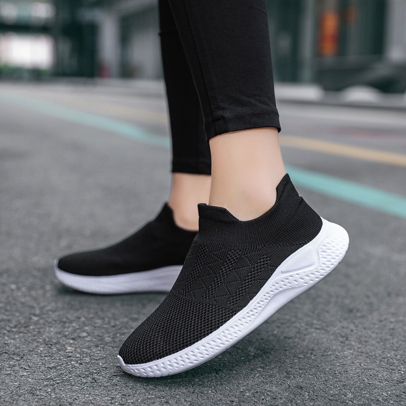 多好走路鞋女运动泡沫底秋季软底轻便好走路的鞋子舒适网面袜子鞋