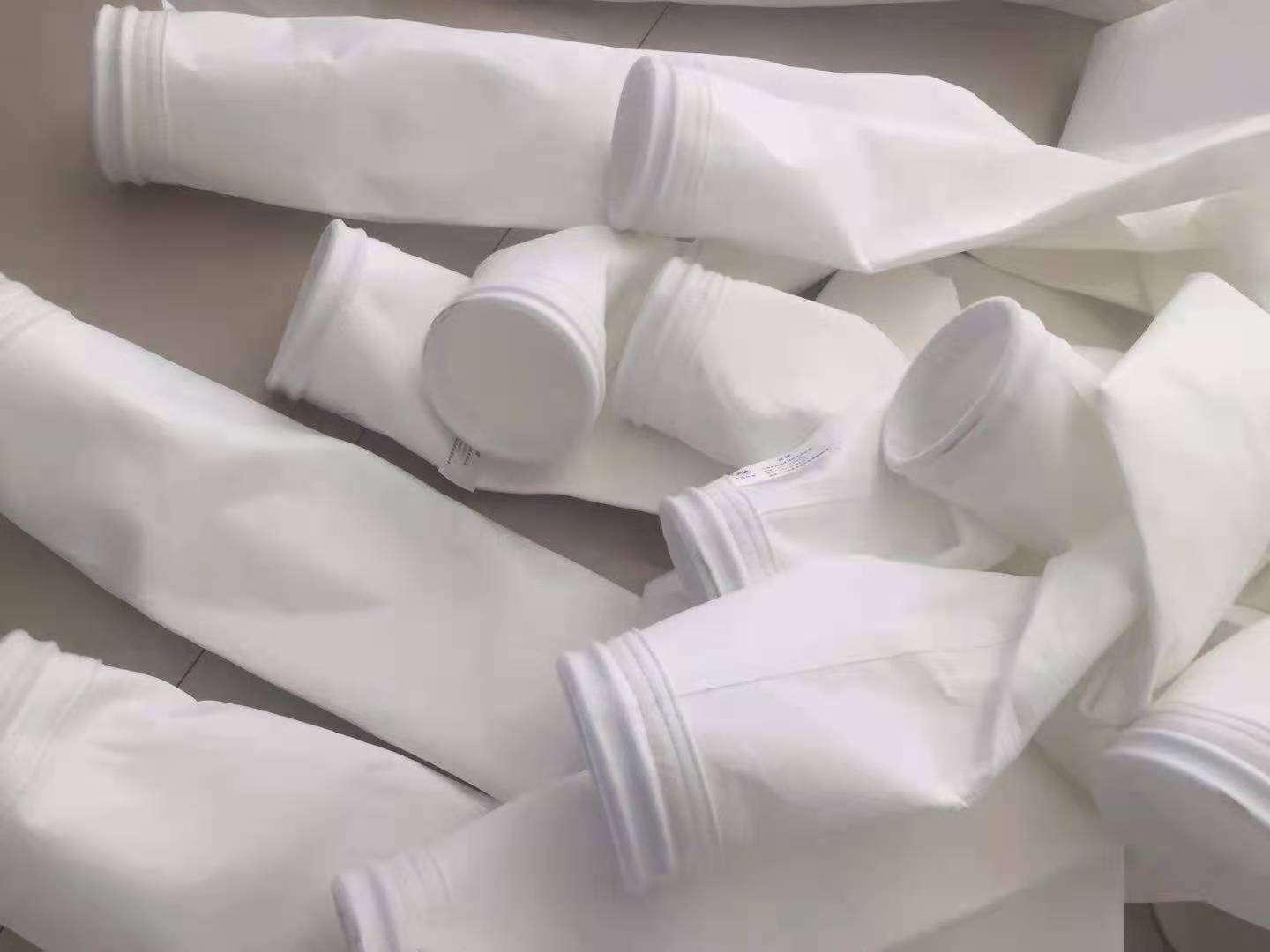 厂家供应除尘滤袋 除尘器集尘袋 工业用锅炉涤纶除尘器布袋