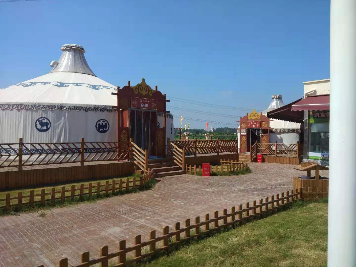 厂家定制户外蒙古包帐篷农家乐四季室外景区家用住宿保暖户外野营