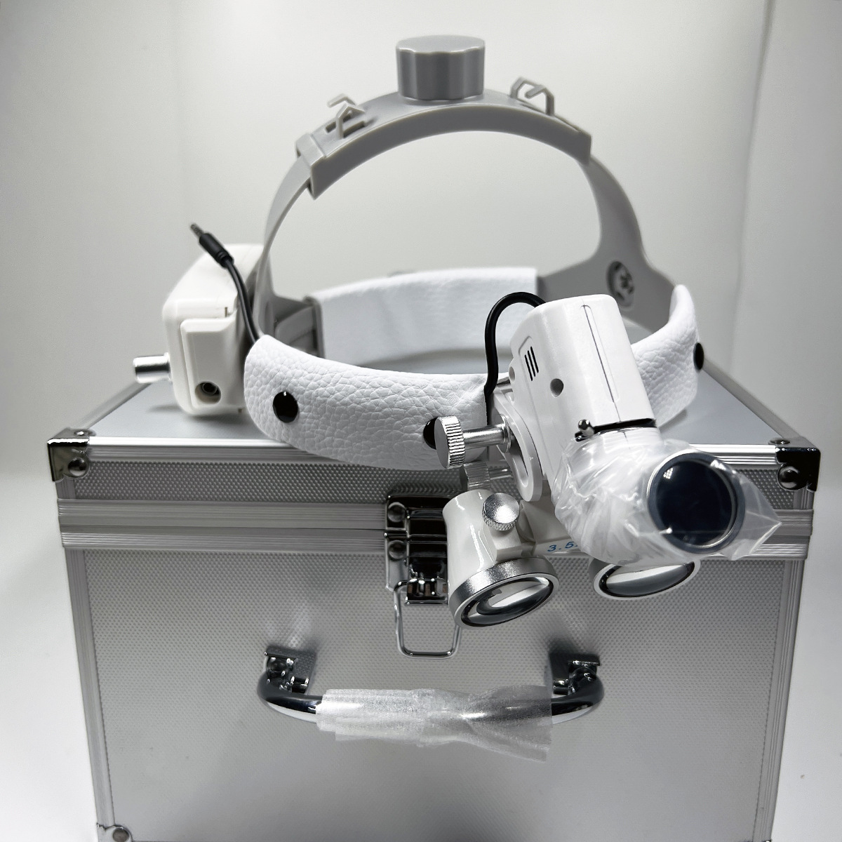 牙科头戴式放大镜2.5/3.