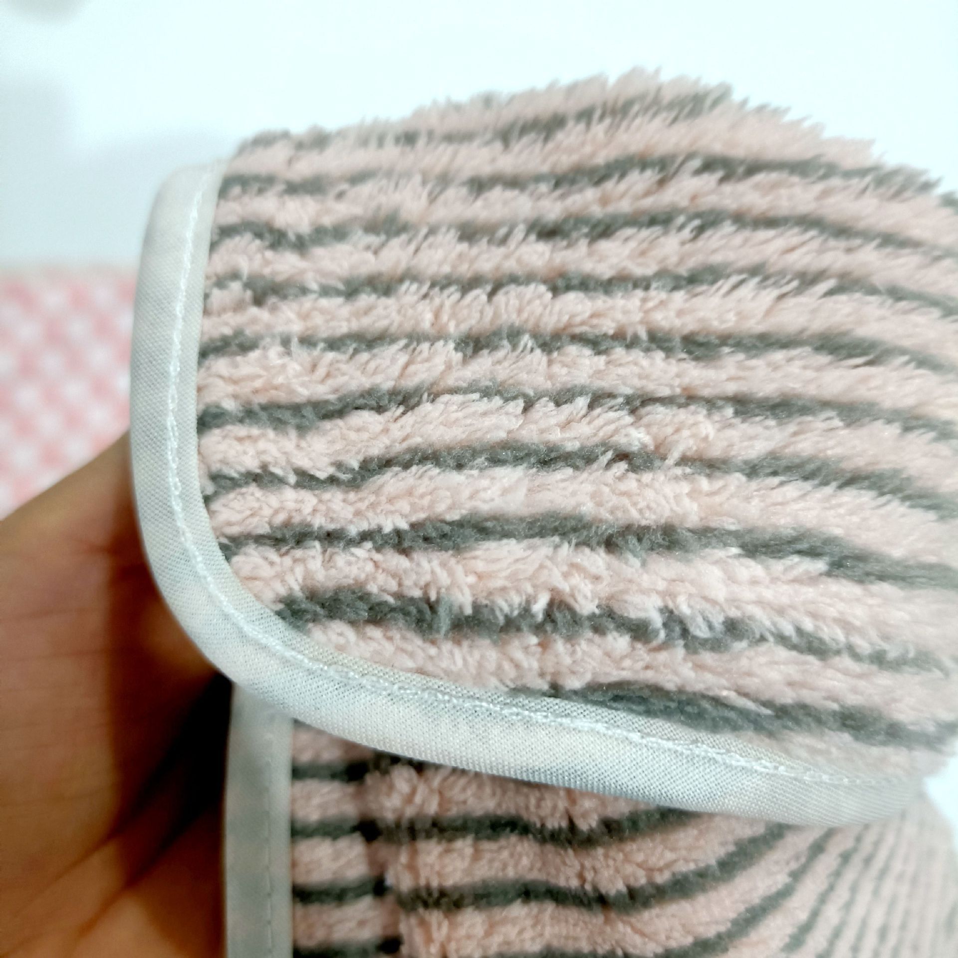 Covered Coral Fleece Dish Towel 25*2 500 Cleaning Cloth Striped Square Towel Hanging Scouring Pad Rag Absorbent Cloth