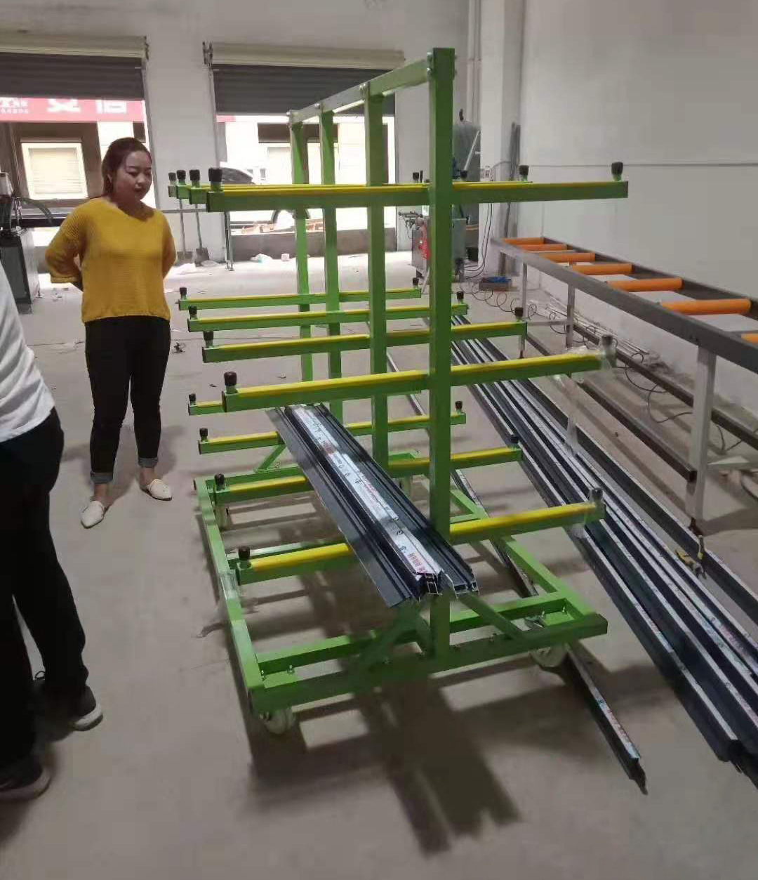 材料分拣车铝材搬运车移动铝材仓库货架门窗车间搬运车