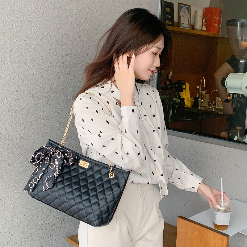 Women's Bag Wholesale Leather Bag Rhombus Chain Bag Women's Guangzhou Women's Bag Trade Women's Bag Lion Ridge Bag Wholesale