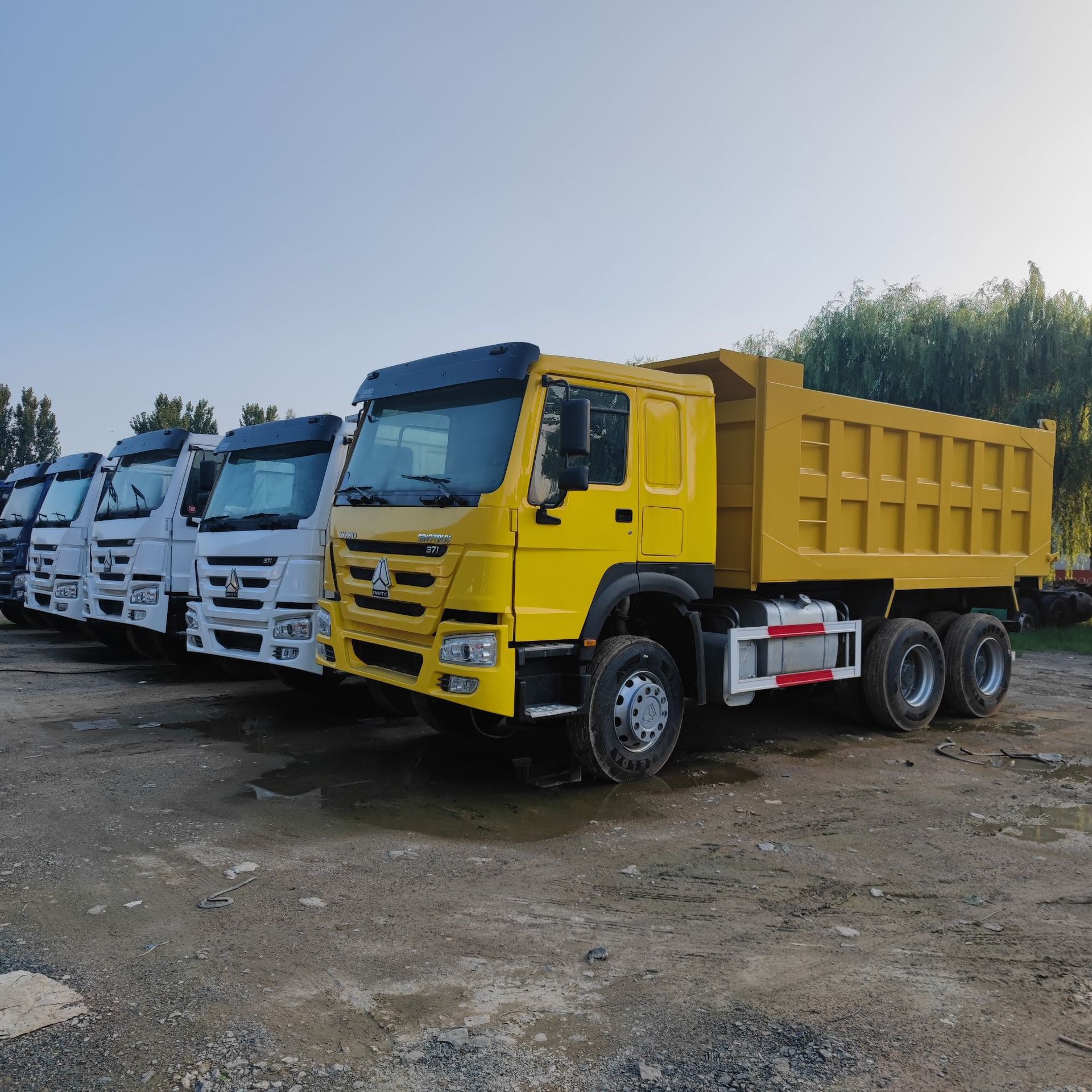 浙江出口二手豪沃翻新自卸车 十轮翻斗车 双桥土方车 371马力