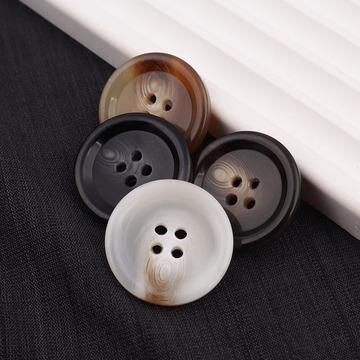 大衣风衣上衣西装裤子袖子圆形树脂四眼花纹男女士高档纽扣子