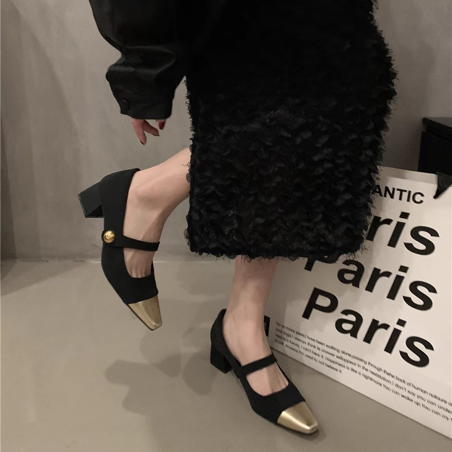 配裙子气质黑色玛丽珍鞋复古法式高跟鞋小香风皮鞋单鞋秋冬女鞋子