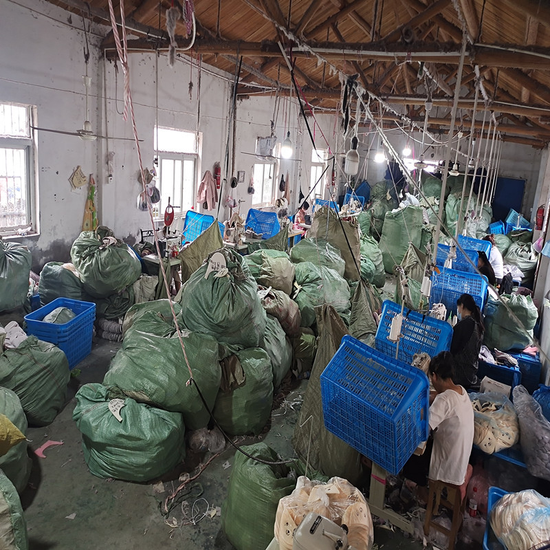 棉拖生产厂家承接加工定制家居室内情侣卡通棉拖鞋订单