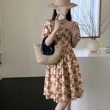 韩版小个子连衣裙女夏季新款法式方领泡泡袖小清新收腰短裙潮