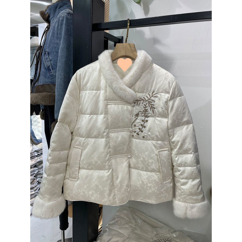 国风刺绣毛毛拼接羽绒服2024冬款白鸭绒新中式盘扣提花保暖短外套
