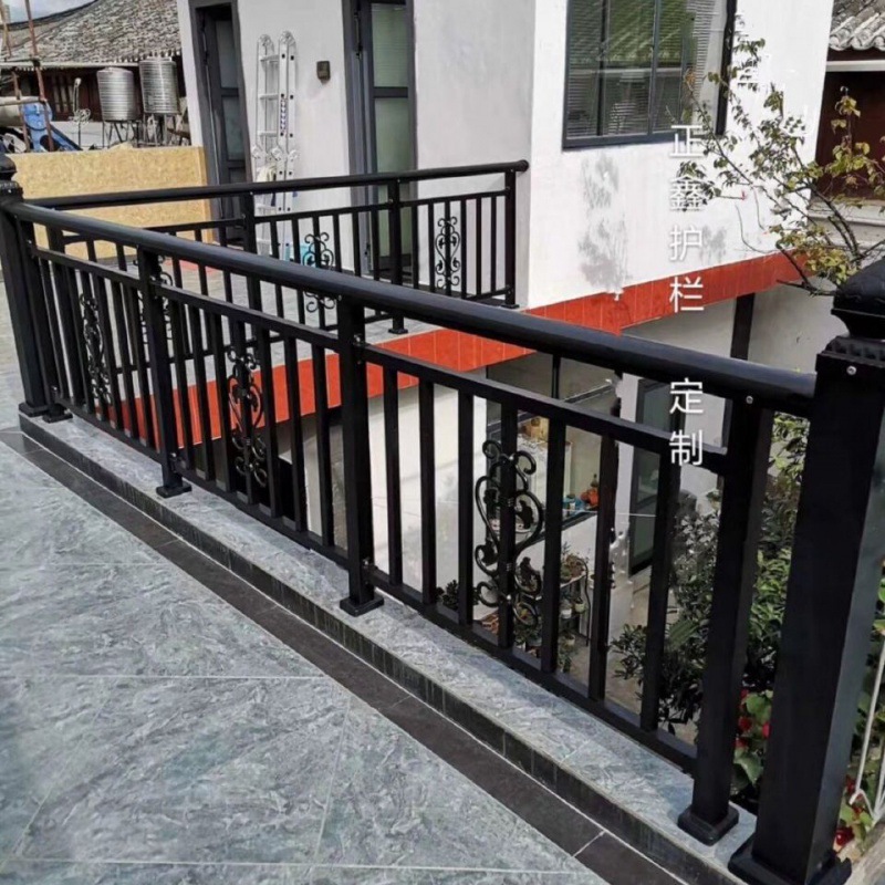 铝合金楼梯扶手立柱隆盛正鑫铝合金栏杆阳台护栏网室内室外铝艺楼梯
