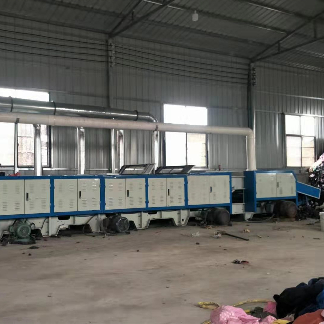 大棚保温毛毡生产机地毯边角料处理加工定制