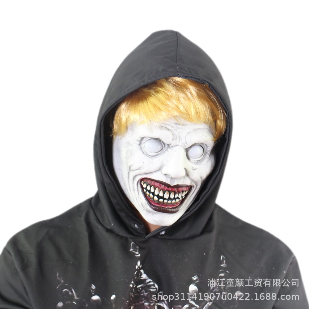 跨境独立站热卖新款万圣节恐怖面具驱魔人微笑白眼恶魔乳胶头套