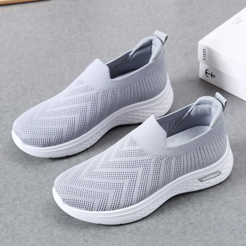 Sneaker Women 2023 New Foreign Trade Shoes Casual Soft Bottom Mom Shoes Fashion Sock Shoes Casual Shoes Factory Straight Hair