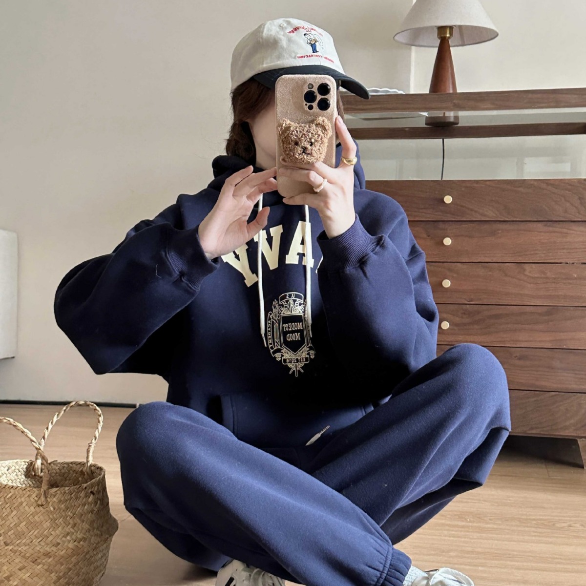 女士卫衣秋季女女式女款上衣连帽正肩衣服纯棉韩国女装东大门新款