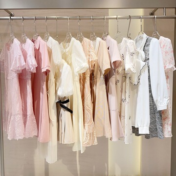 24夏杭州一线知名品牌撤柜折扣女装实体店四季青一手货源走份批发