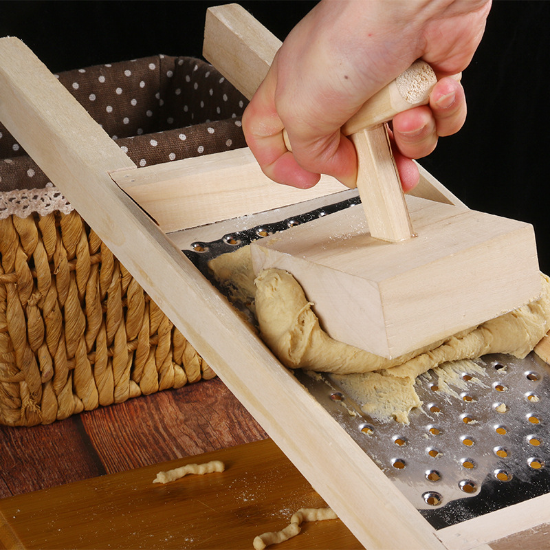 厨房木质工具抿尖床 不锈钢木质豆面抿尖板 厨房小型压面器抿面板
