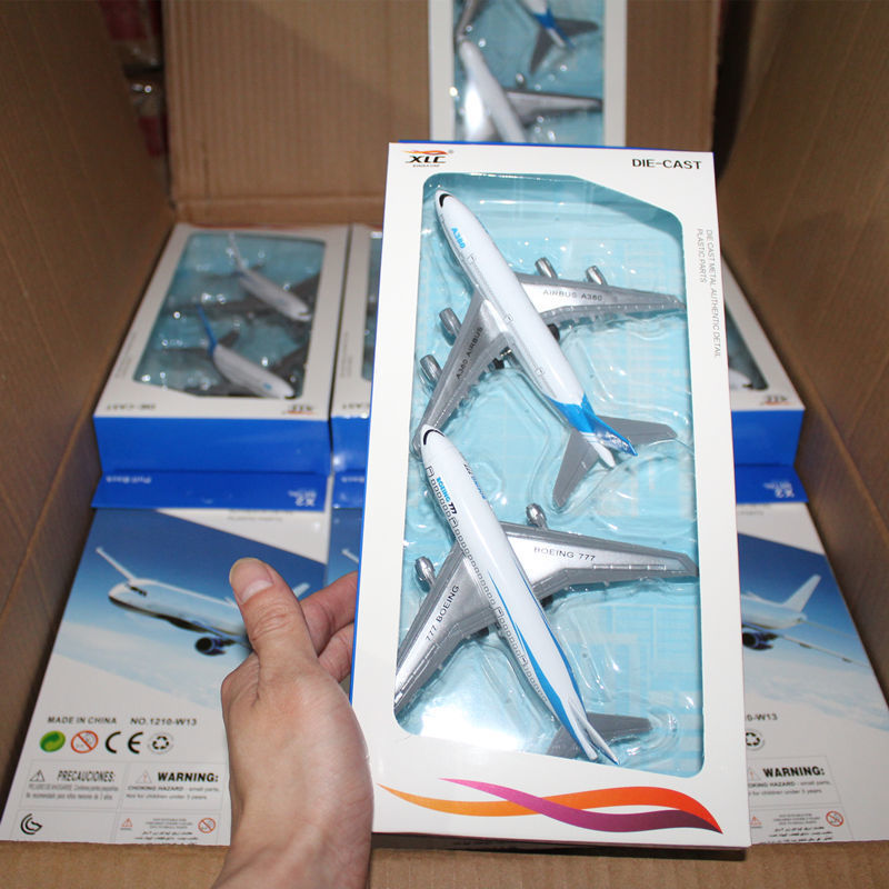 飞机两只原装!订单!仿真合金回力飞机模型波音777空客A380批发