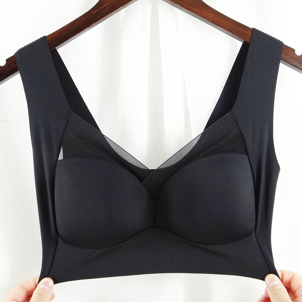 光面无痕内衣女大胸显小薄款一片式无钢圈背心胖mm200斤大码文胸