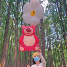 新款可爱卡通草莓熊抱抱熊大熊铝膜气球 儿童生日网红拍照气球
