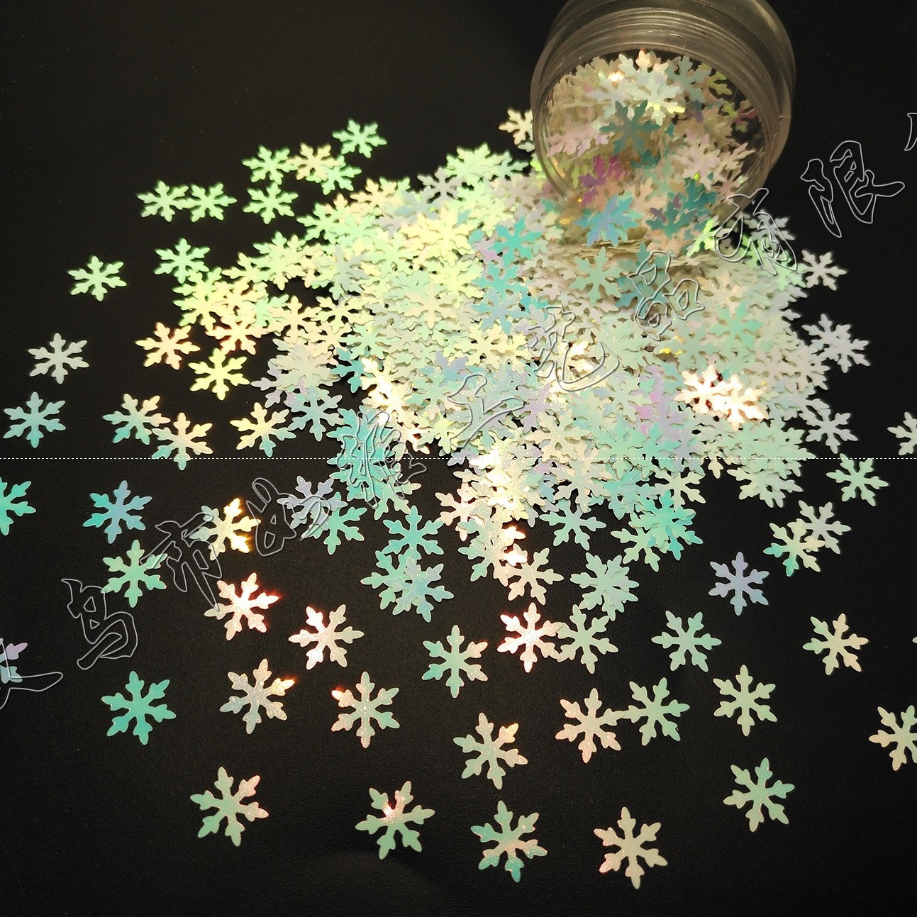 白色pet金葱粉幻彩9mm雪花形 闪金光圣诞亮片 工艺美