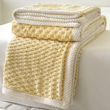 提花法兰绒毛毯加厚保暖珊瑚绒毯子冬季午睡毯办公室牛奶绒盖毯