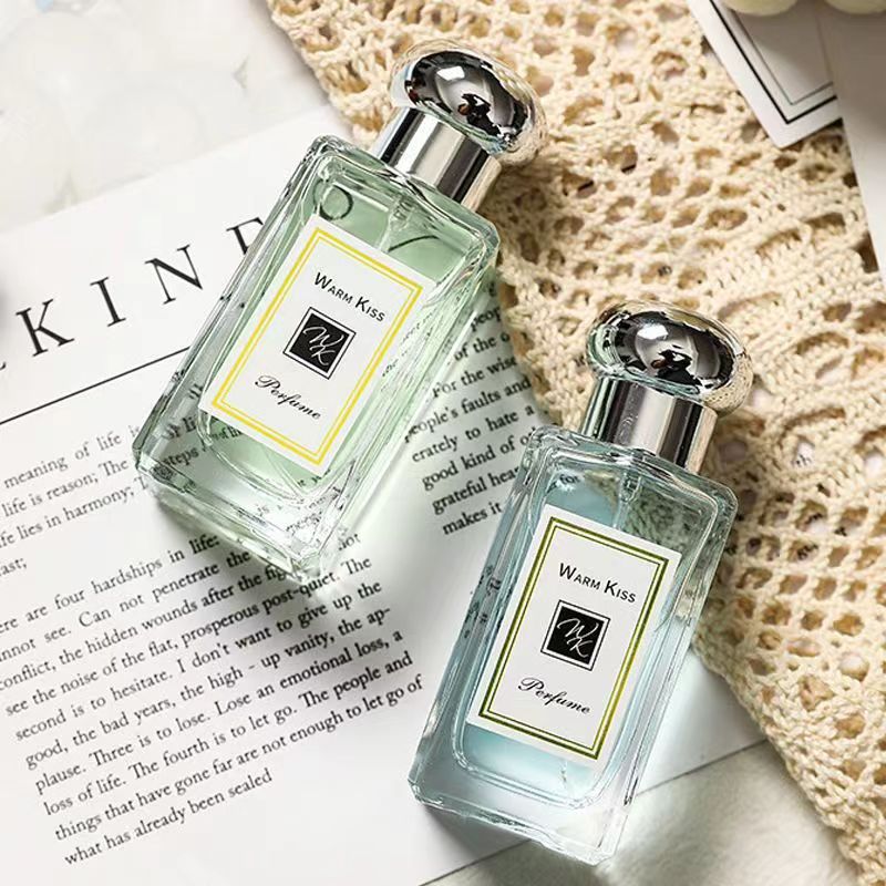 网红货源warmkiss祖马龙香水蓝风铃学生女士香水清新留香代发50ml