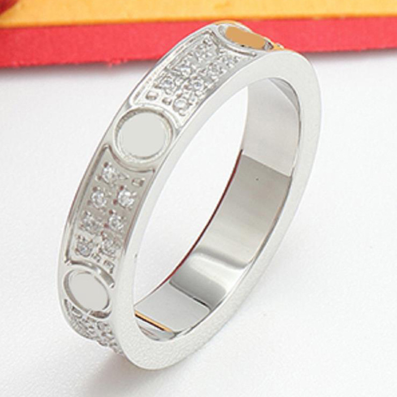 厂家直供卡加满天星三排钻戒指钛钢女欧美时尚流行玫瑰金潮流指环