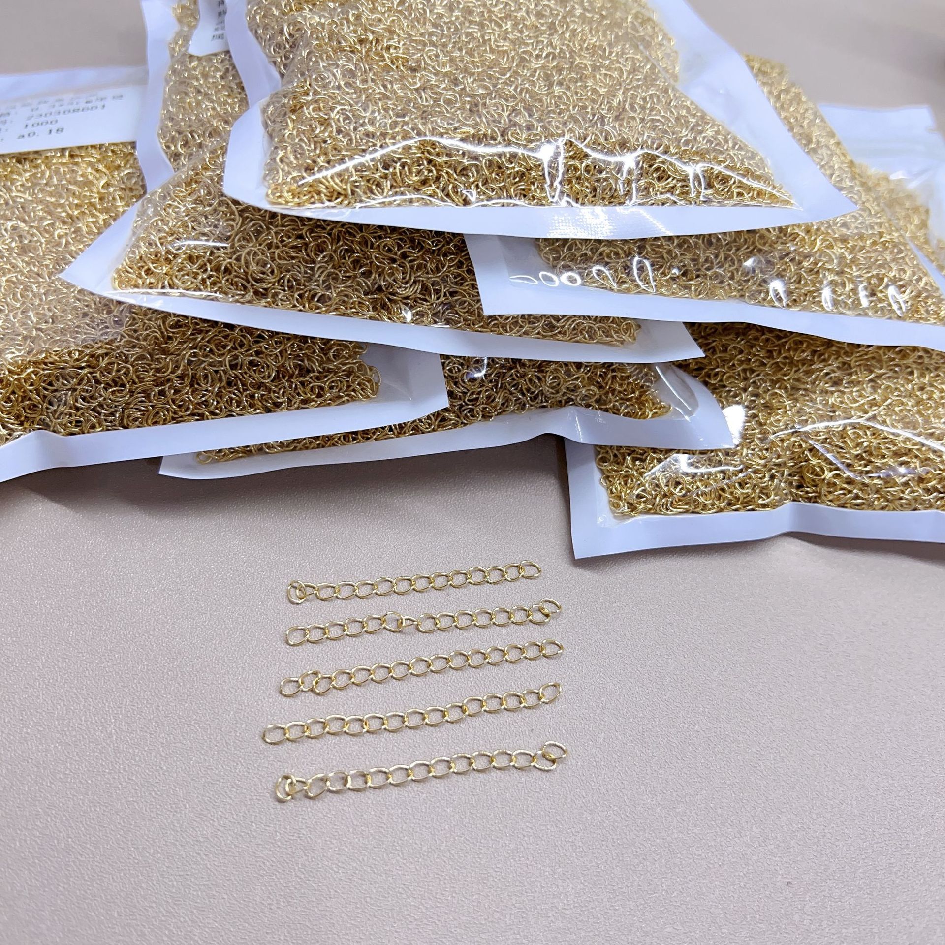 Diy Ornament Accessories Tail Chain 0.3 * 5cm Conventional Tail Chain Real Gold Plating Ornament Accessories Material Packaging