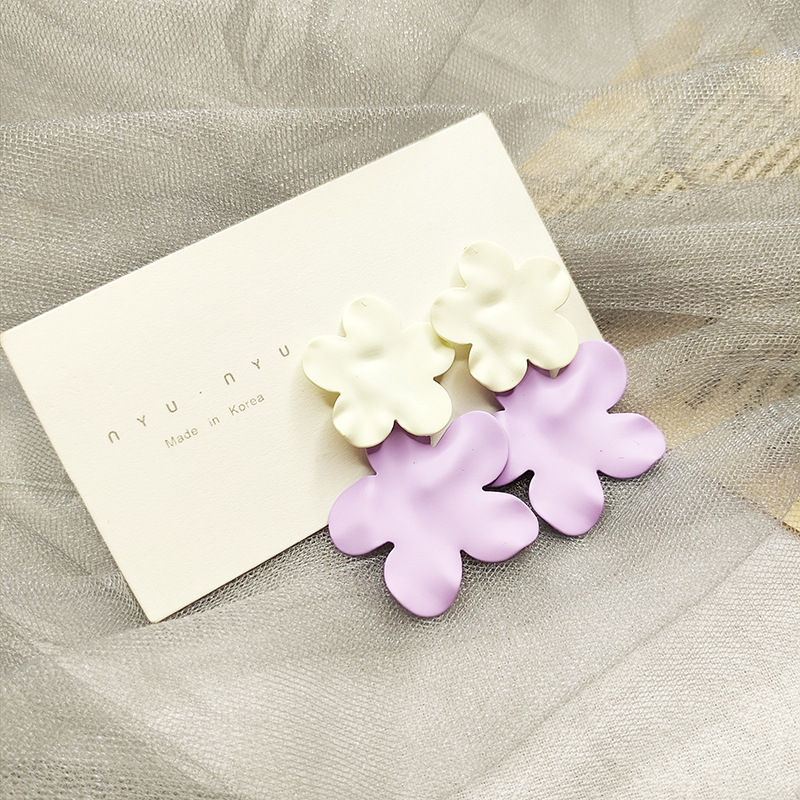 Needle Fashion Design Irregular Contrast Color Small Flower Earrings Korean Graceful Personality Sweet Earrings Earrings
