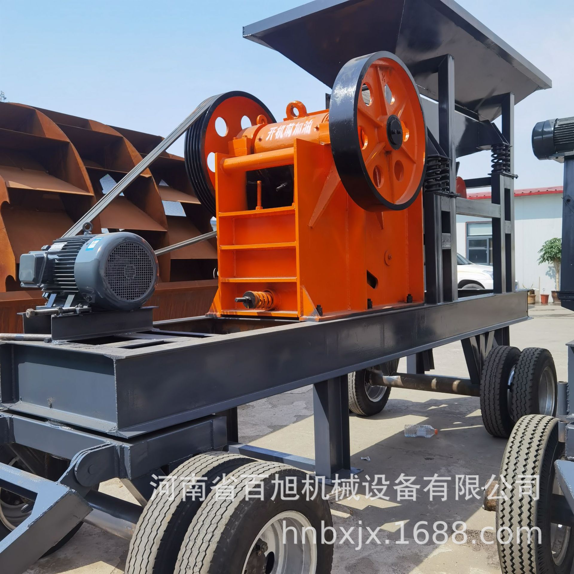 现货小型移动石头粉碎机 石灰石鄂式碎石机 250*400型颚式破碎机