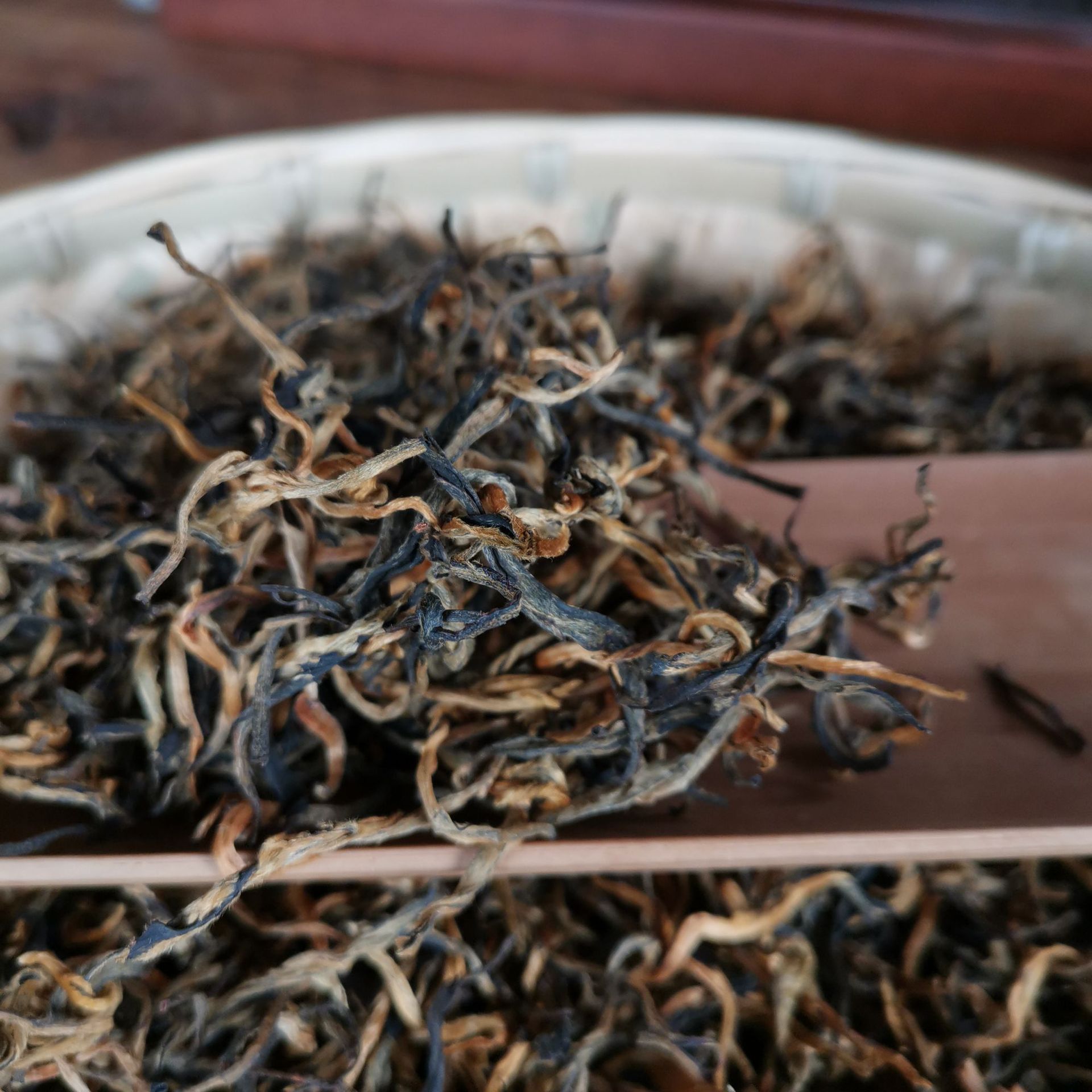 云南红茶 凤庆滇红茶叶 古树红茶毛峰-阿里巴巴