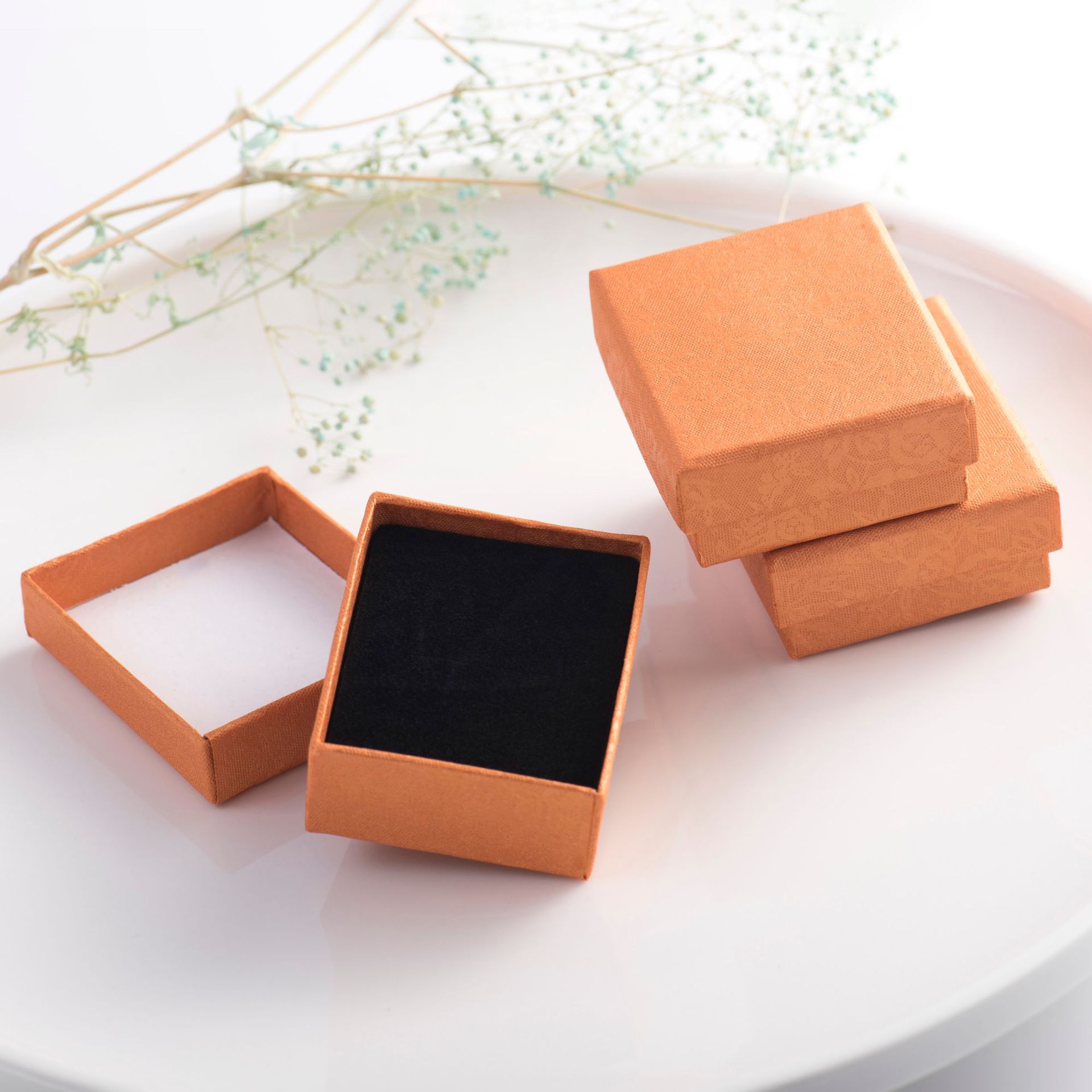 新款通用包装盒饰品戒指橙橘色花纹雕花暗纹收纳耳钉项链小首饰盒