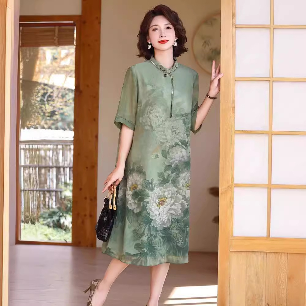 新中式妈妈夏装雪纺连衣裙2024新款洋气中老年女装国风宽松长裙子