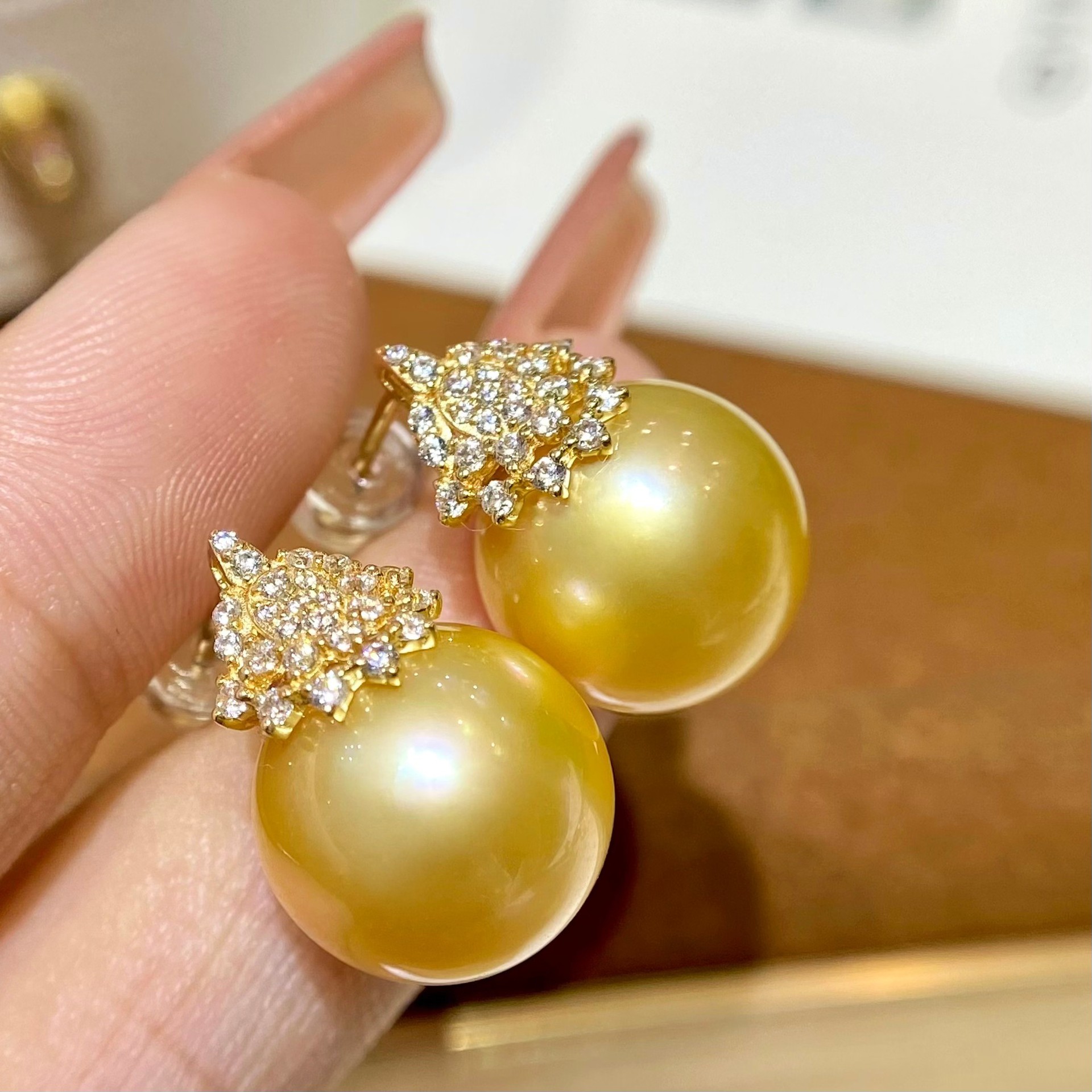 精致优雅女士珍珠耳坠g18k金耳环轻奢高级感配饰12-13mm南洋金珠