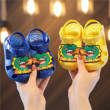 新品宝宝凉鞋1-2岁夏季男童包头软底防滑小恐龙可爱卡通学步凉鞋