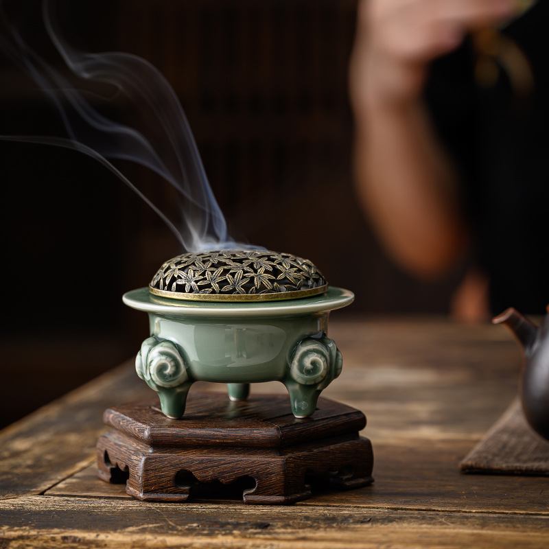 三羊开泰陶瓷香炉家用室内香薰炉供佛焚香炉线香炉香插桌面摆件