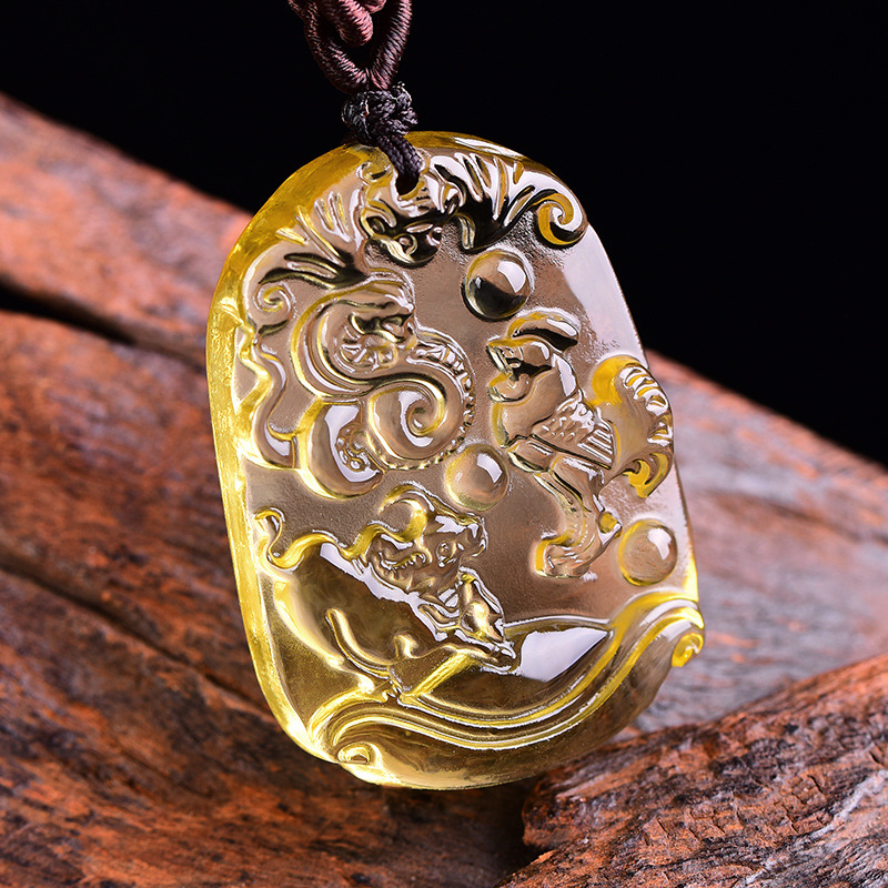 天然黄水晶三合贵人2021牛年本命年吊坠牌生肖属牛狗龙马羊挂件