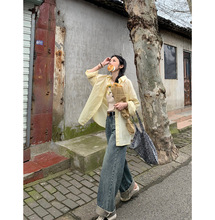 韩系套装女春季薄款奶黄色衬衫外套内搭背心高腰直筒牛仔裤三件套