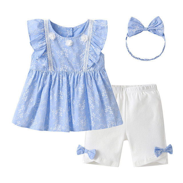 Girls summer suit Korean version blue print flying sleeve top lady small flower baby shorts go out two-piece set Girls summer suit Korean version blue print flying sleeve top lady small flower baby shorts go out two-piece set