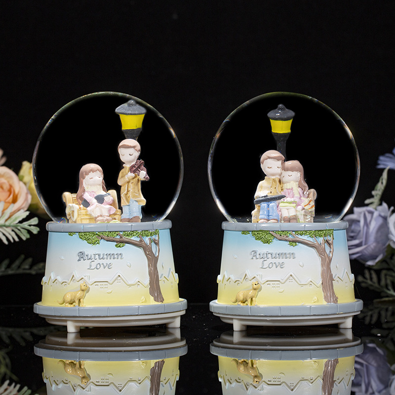 秋季之恋小提琴情侣水晶球七夕男生女生节日礼物家居桌面树脂摆件