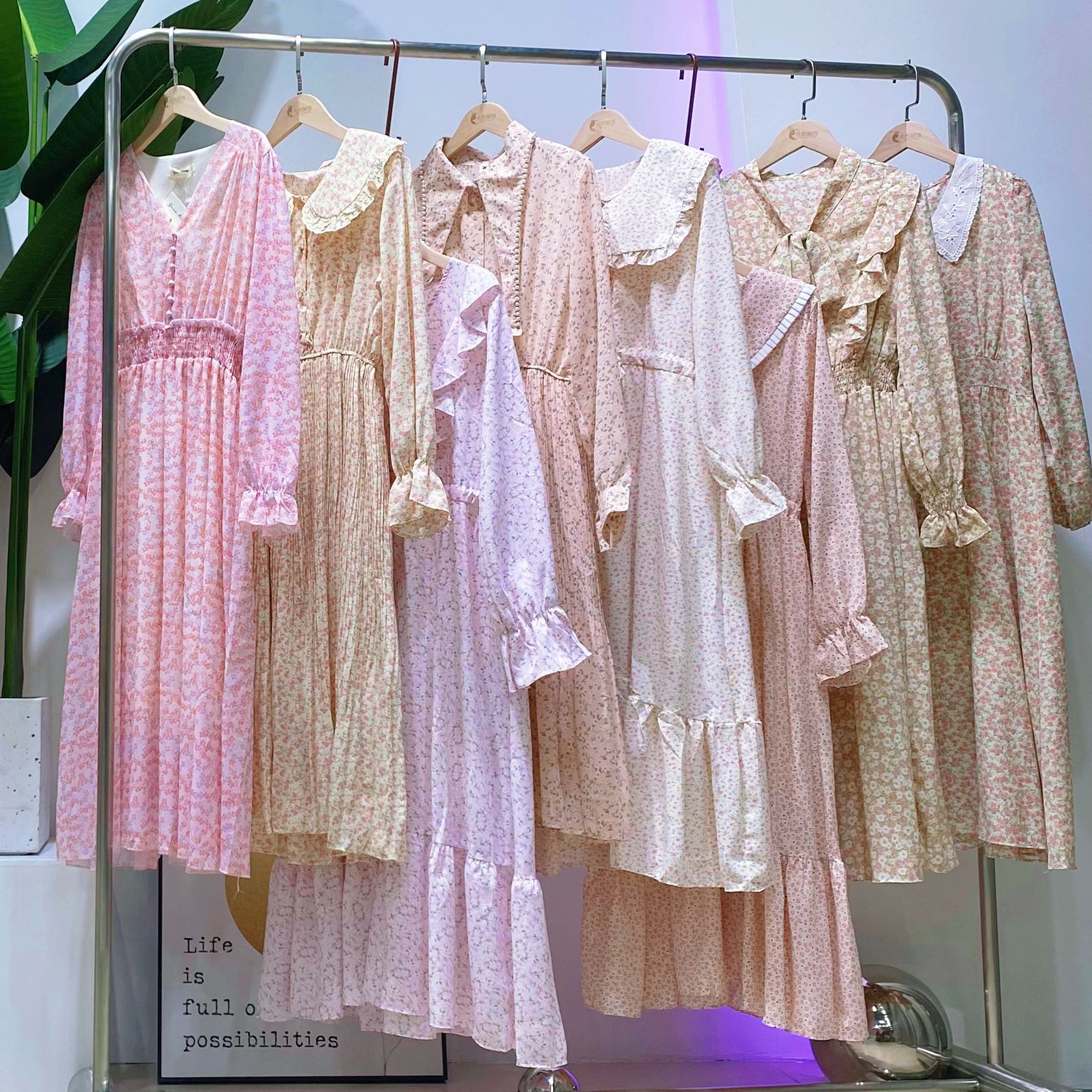 十三行高端女装2022秋季碎花连衣裙尾货清仓批发直播夜市地摊货源