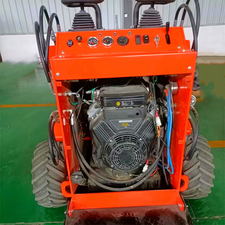 晟德 多功能辅具破碎锤扫路机推土铲装载机 小型履带滑移式铲车