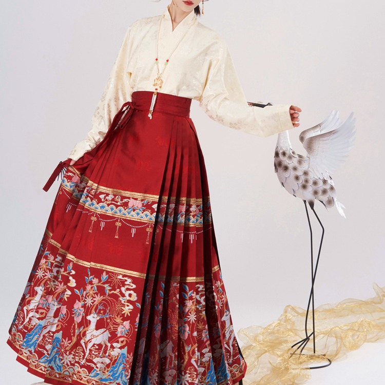 Adult Hanfu Woven Gold Makeup Flower Horse-Face Skirt Original Hanfu Red Toast Dress Women's National Style Daily 2023 New Autumn