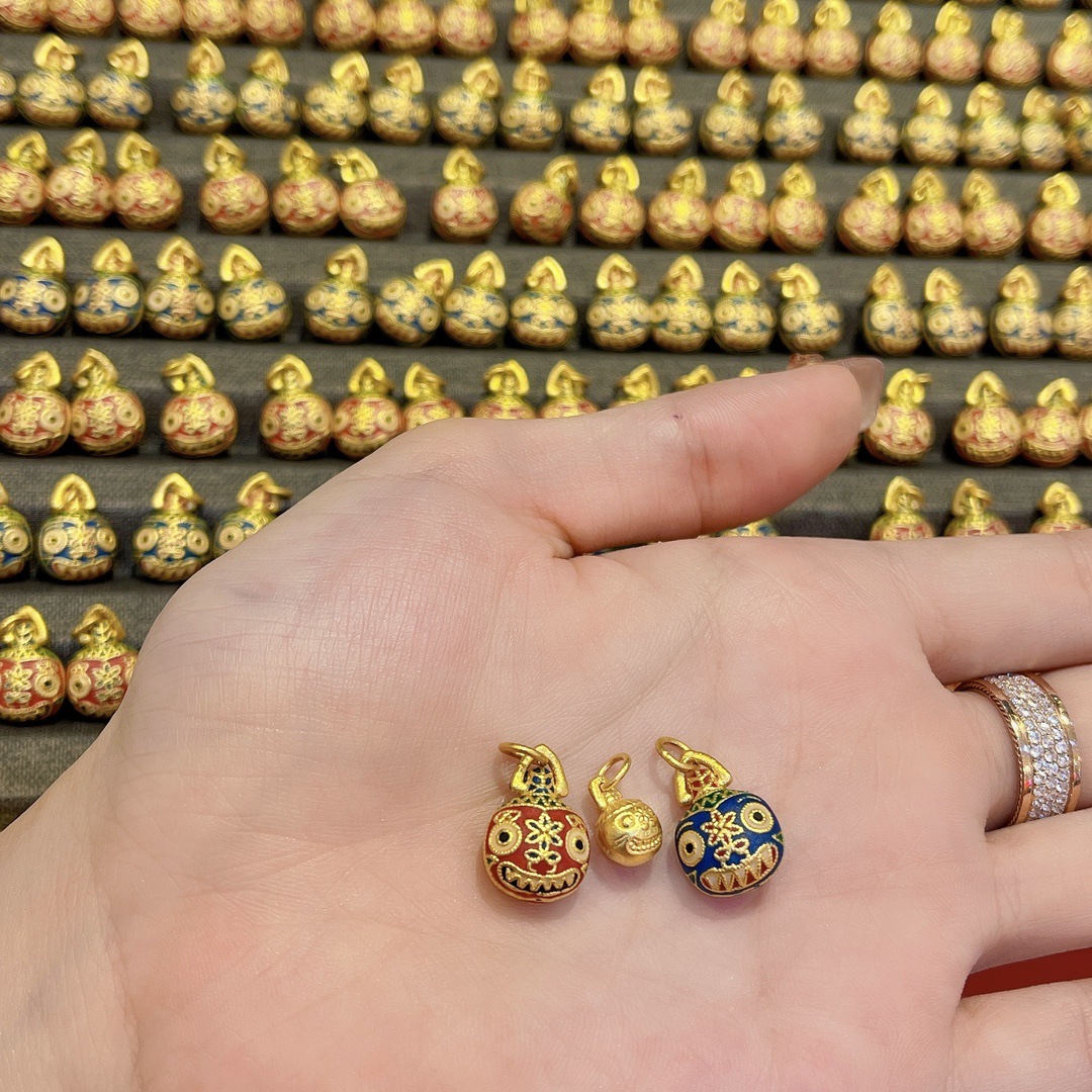 999足金吞金兽 珐琅烤漆黄金精品3d硬金手链吊坠diy批发水贝黄金