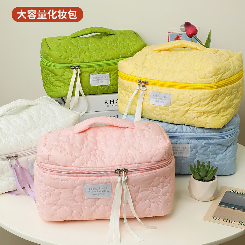 Cloud Cosmetic Bag Wash Bag Ins Travel Bag Simple and Portable Large Capacity Personal Hygiene Bag Travel Advanced New