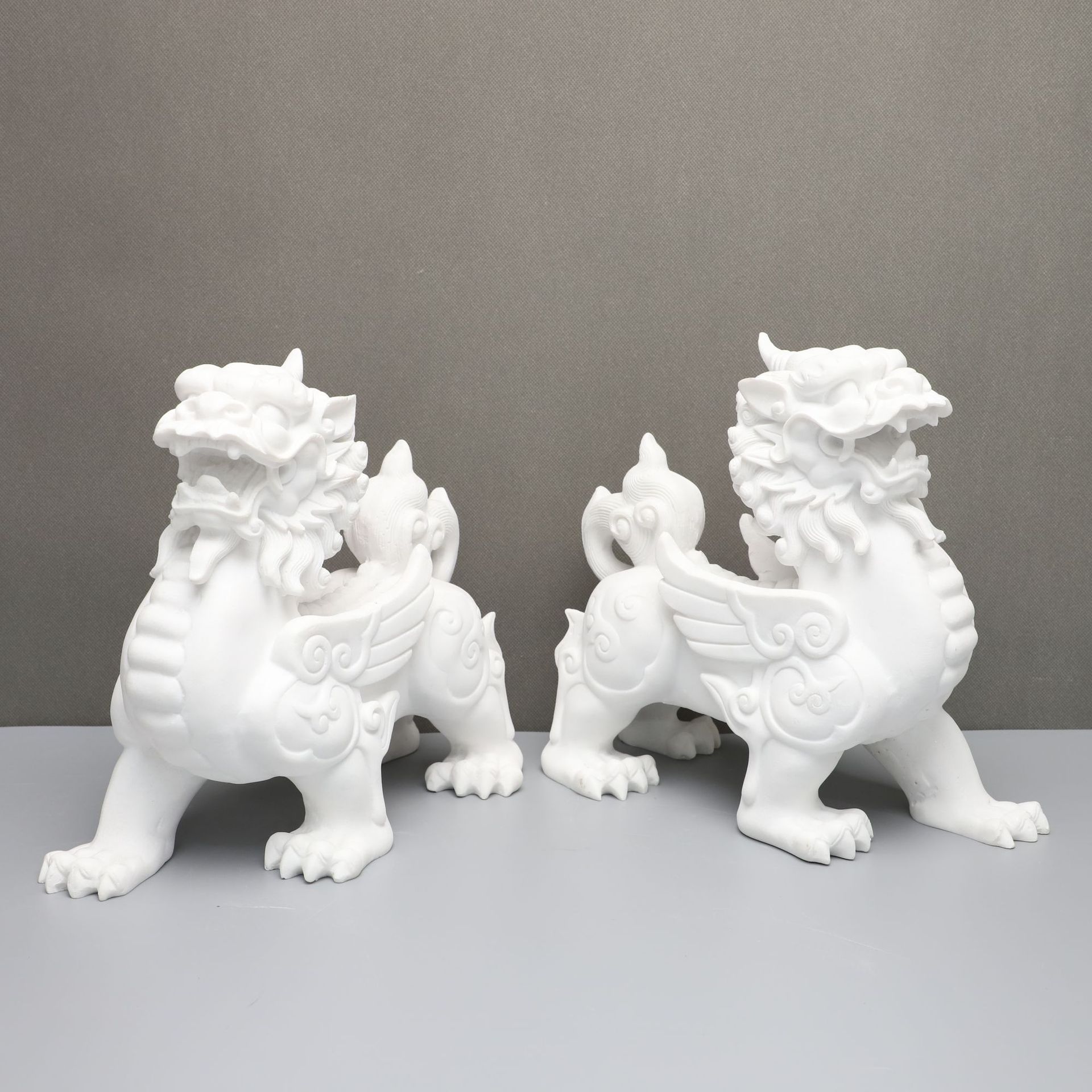 新中式树脂白色麒麟摆件样板房售楼部卧室书房客厅桌面软装饰品