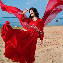 新款超仙大红色沙滩女旅行拍照民族风红裙青海湖民族风连衣裙