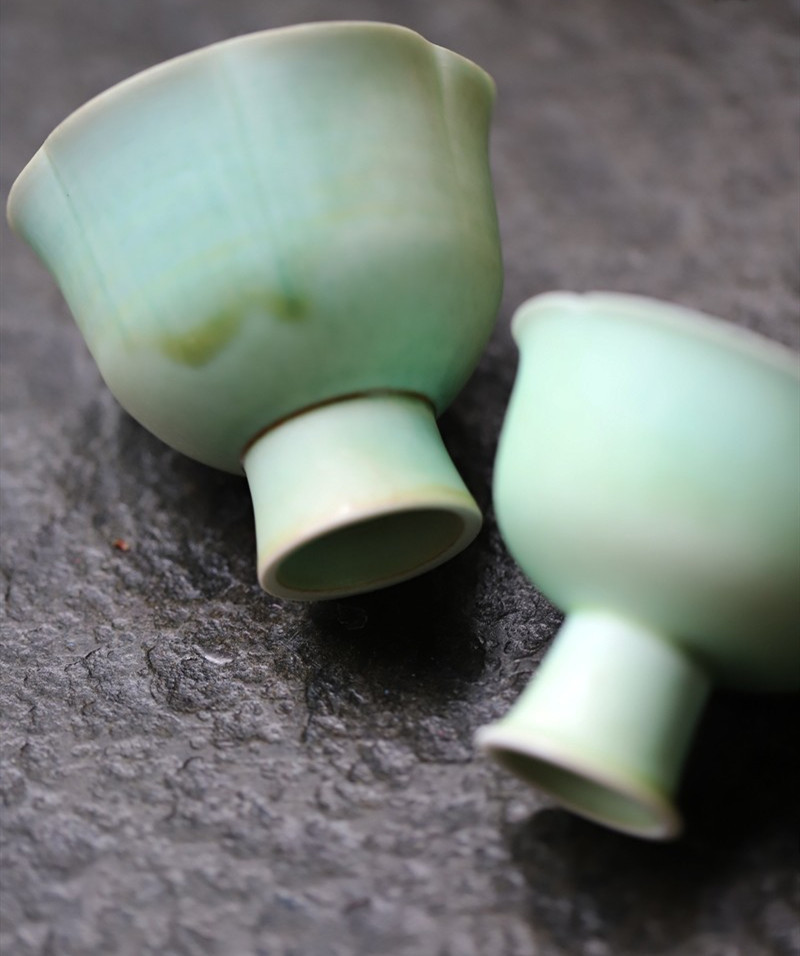 景德镇手拉坯高足春绿花口杯陶瓷主人杯女士杯子纯茶杯绿茶杯中式