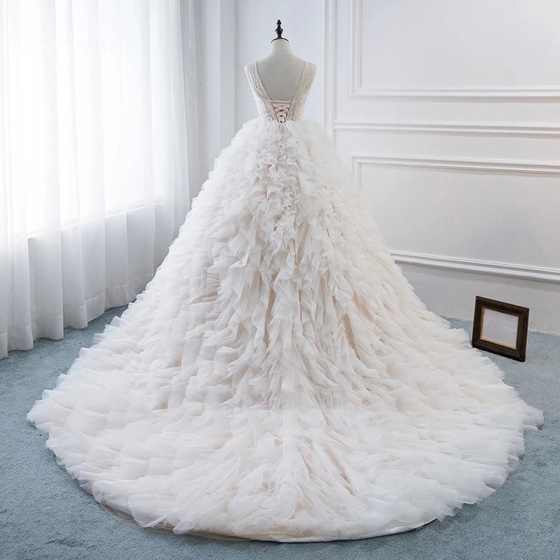 纯白色婚纱图片